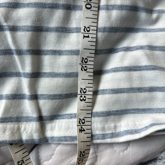 5/$25 - Striped White and Light Blue Women's Top - Picture 6 of 6